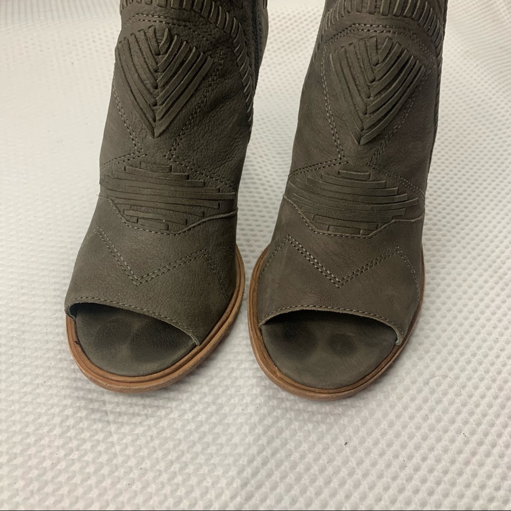 Vince Camuto Karinta heel - Picture 5 of 15